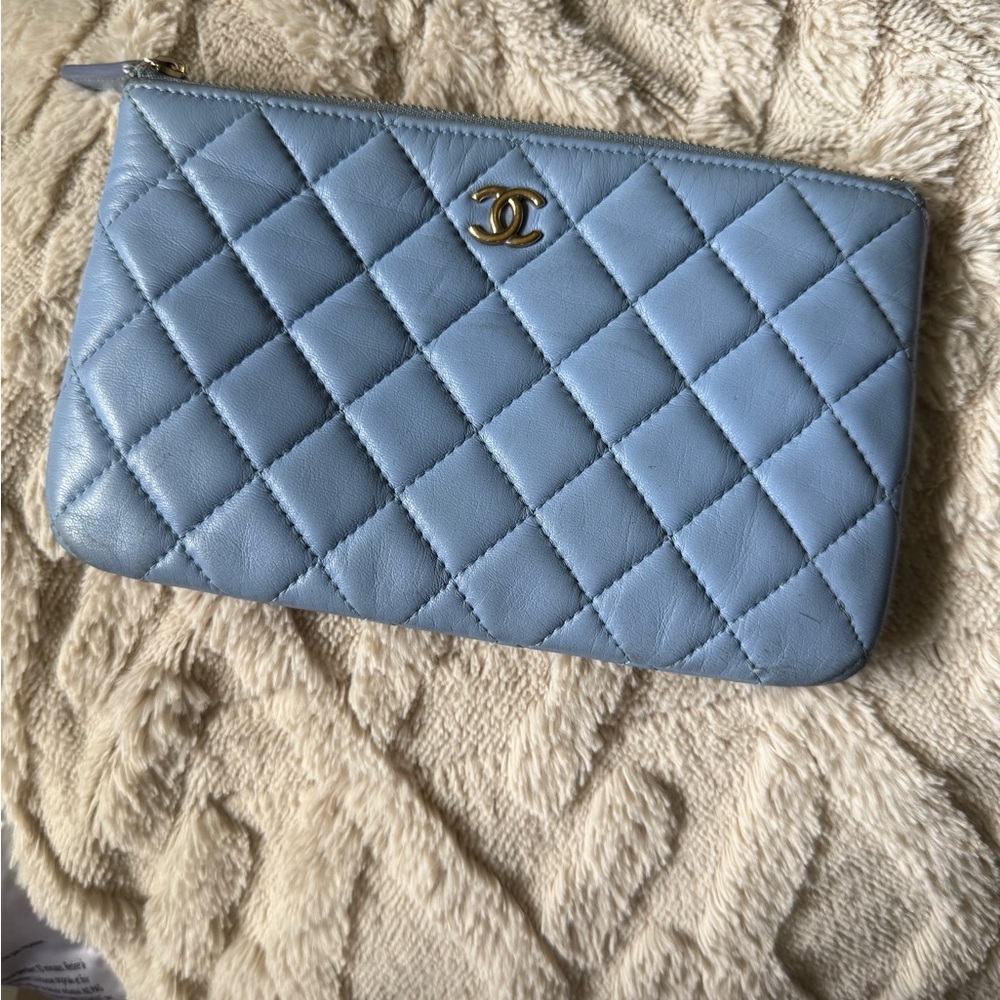 Chanel Blue Quilted O pouch clutch - Picture 14 of 15